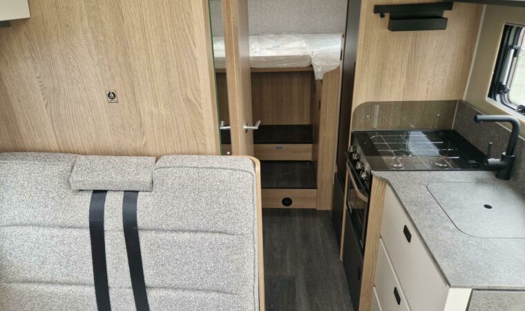 2024 Auto-Trail Excel 690T