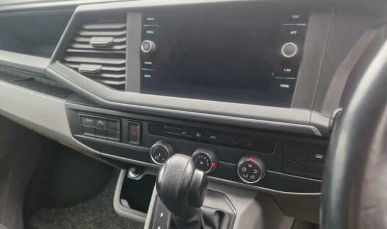 VOLKSWAGEN TRANSPORTER T30 H-LINE TDI S-A 4motion camper for sale