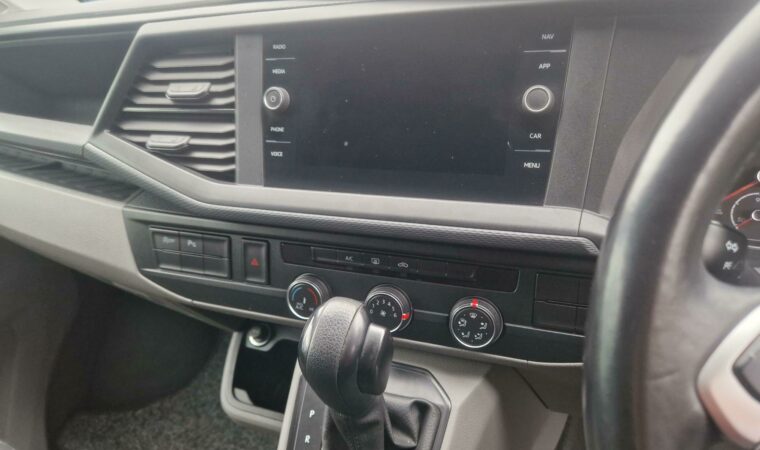 VOLKSWAGEN TRANSPORTER T30 H-LINE TDI S-A 4motion camper for sale