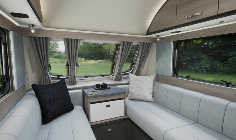 2026 Swift Challenger 390