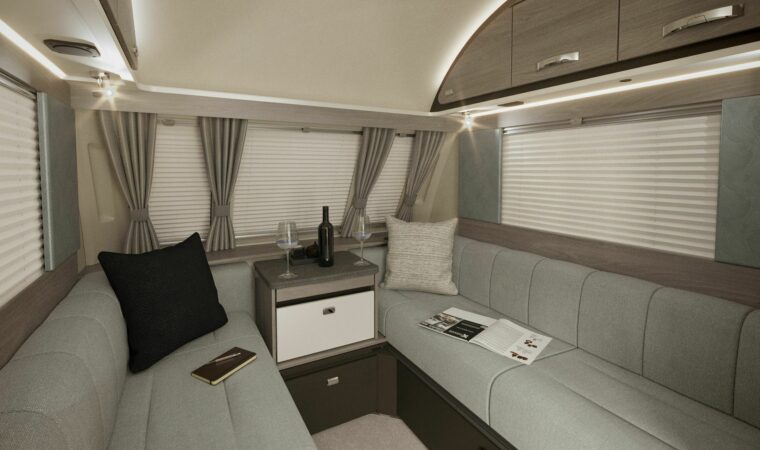 2026 Swift Challenger 390