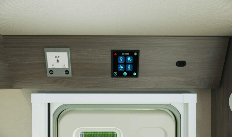 2026 Swift Conqueror 580