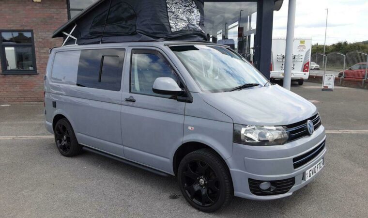 2010 VW T5 .1 Camper with pop roof for sale