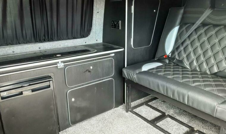 2010 VW T5 .1 Camper with pop roof for sale