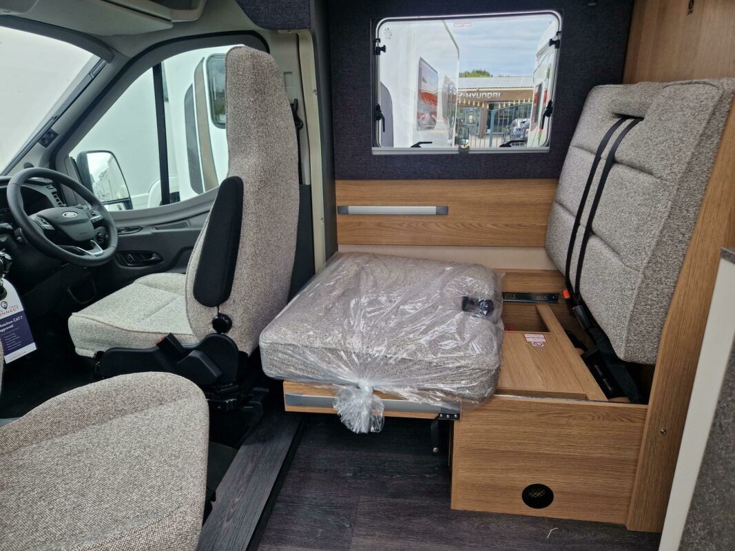 2024 Auto-Trail Excel 690T