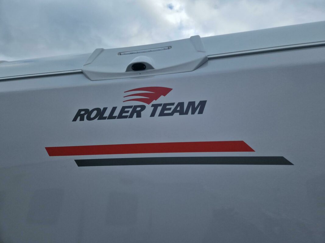 2025 Roller team Zefiro 696