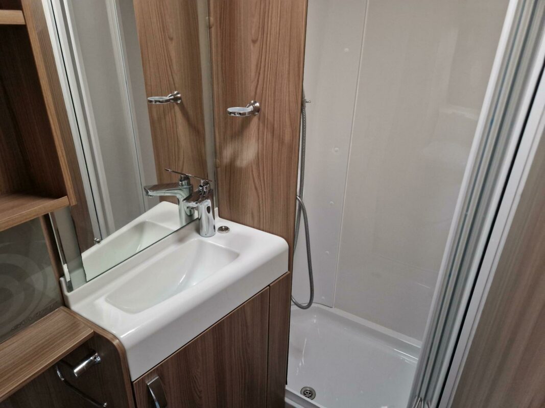 2016 Swift Conqueror 580 for sale