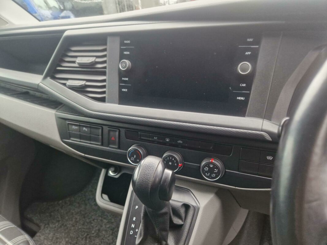 VOLKSWAGEN TRANSPORTER T30 H-LINE TDI S-A 4motion camper for sale