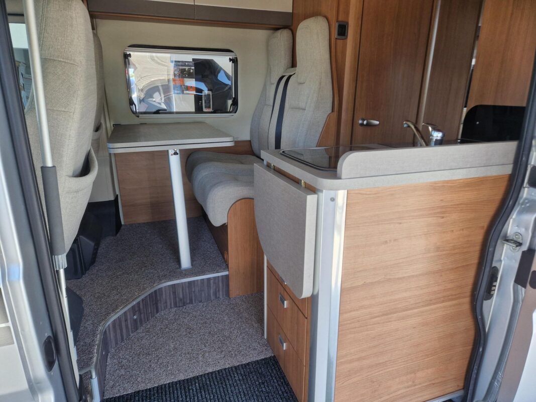 2019 AutoTrail T670 FOR SALE