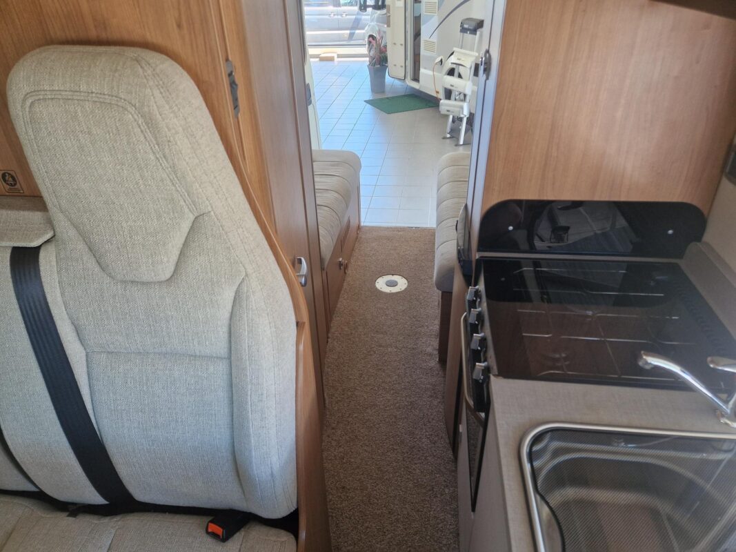2019 AutoTrail T670 FOR SALE