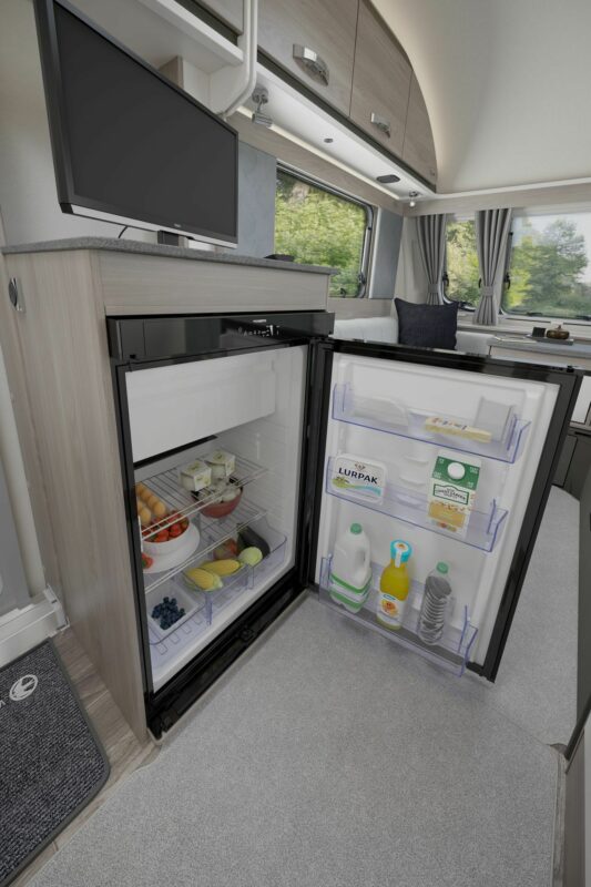 2026 Swift Challenger 390