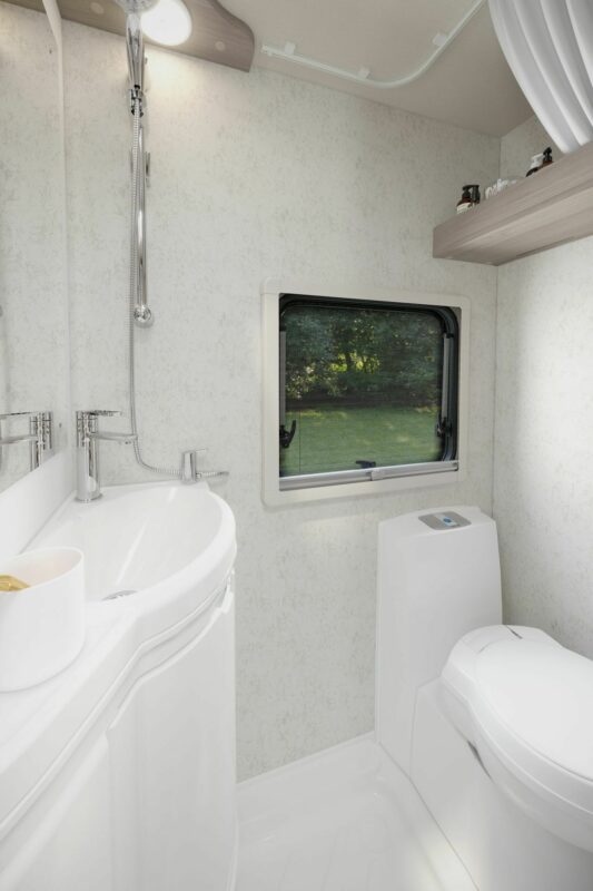 2026 Swift Challenger 390