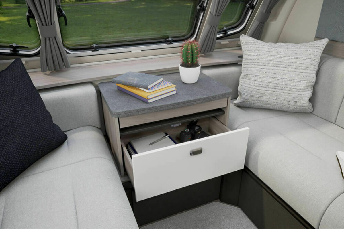 2026 Swift Challenger 580