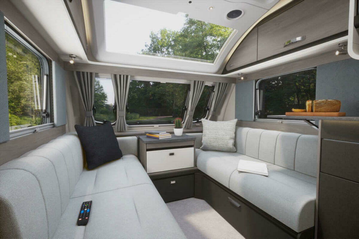 2026 Swift Challenger 580