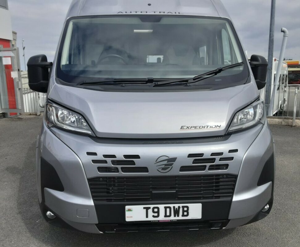 2025 Autotrail Expedition 66