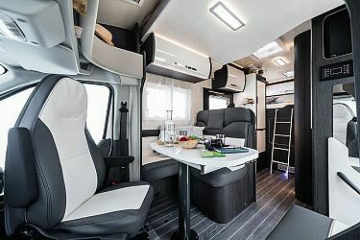 Roller team zefiro 665 threeways motorhomes north wales