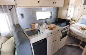 Auto-Trail0607_cc_1780757033