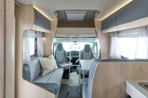 Auto-Trail0653_cc_1780757225